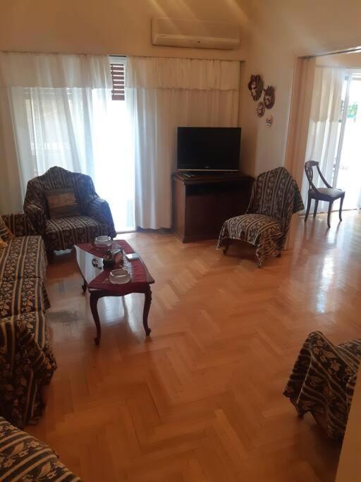 Classical Apartment At Lycabetus Hill Αθήνα Εξωτερικό φωτογραφία