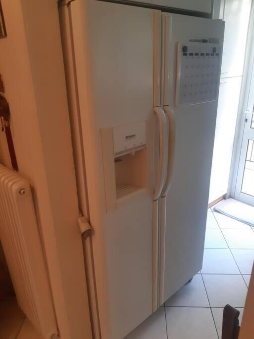 Classical Apartment At Lycabetus Hill Αθήνα Εξωτερικό φωτογραφία